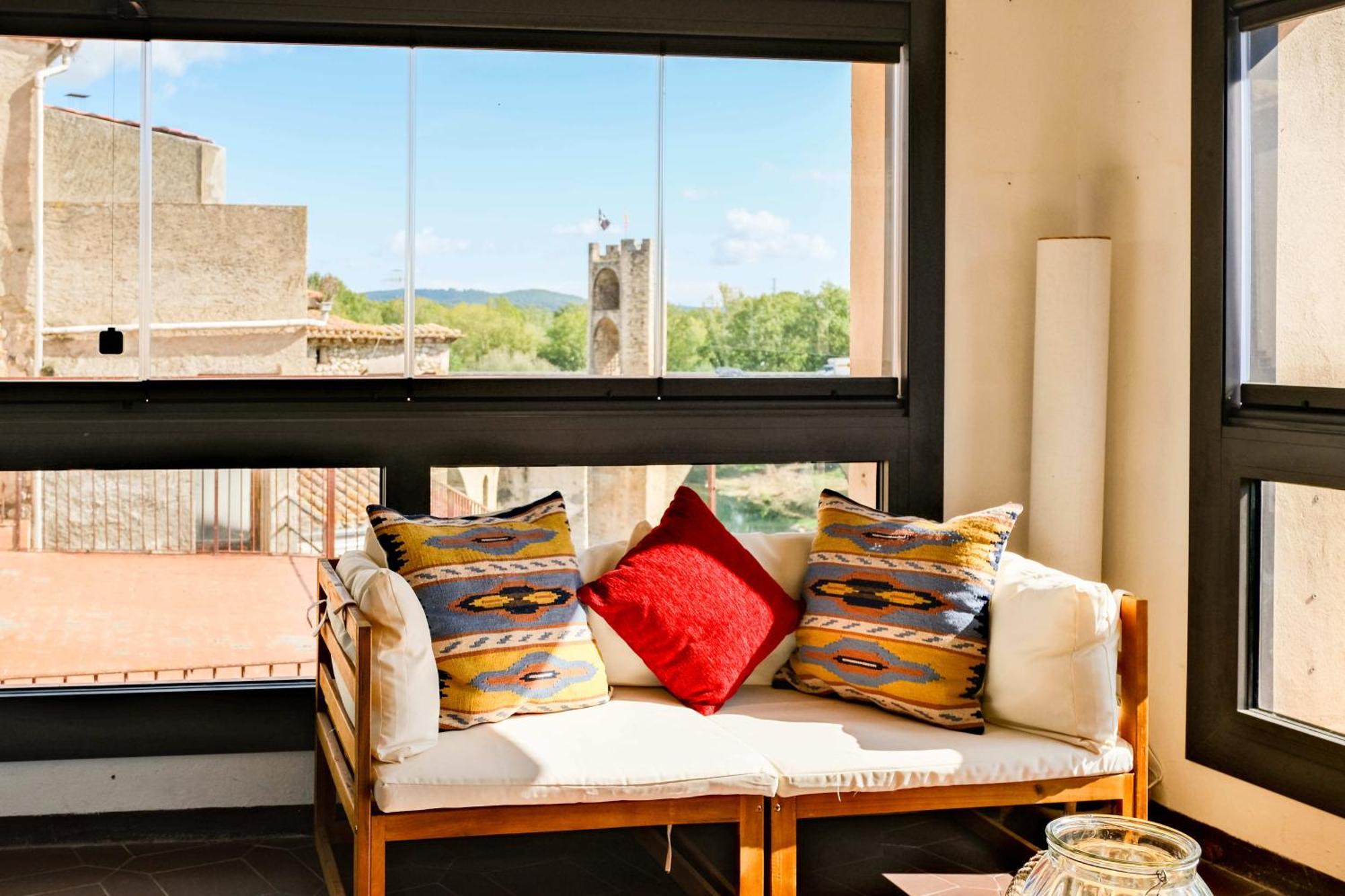 10 Del Pont Alojamiento Con Vistas Panoramicas Besalú Buitenkant foto