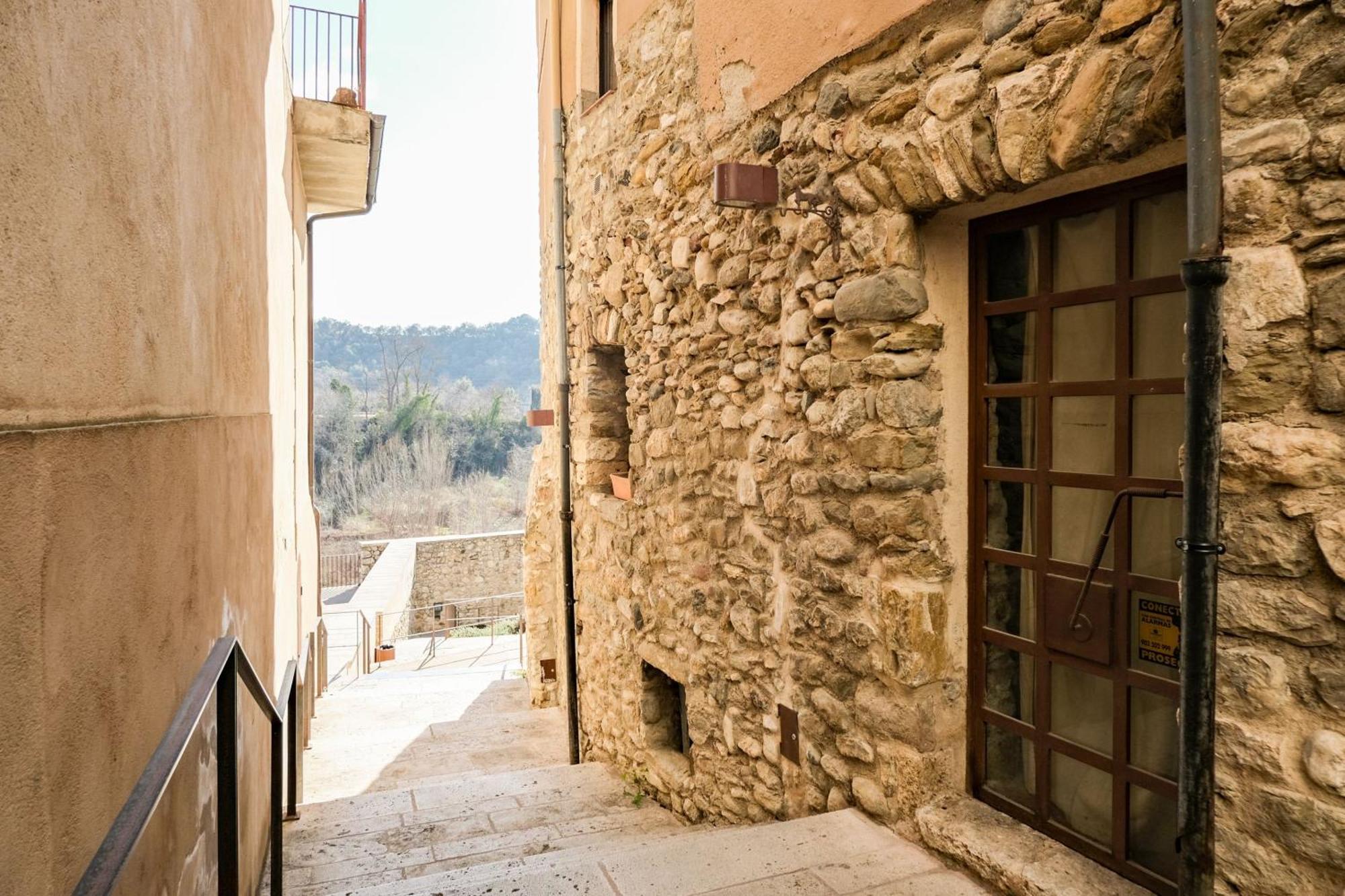10 Del Pont Alojamiento Con Vistas Panoramicas Besalú Buitenkant foto